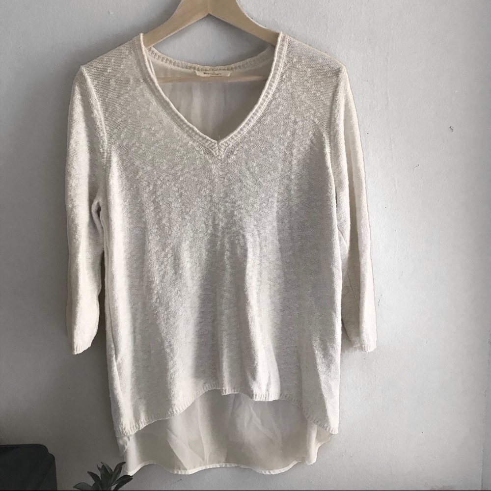 Two by Vince Camuto split back sweater